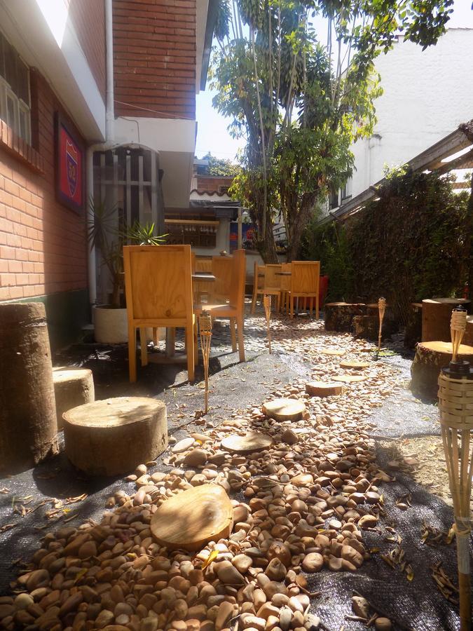 Art City Hostel Medellín Esterno foto