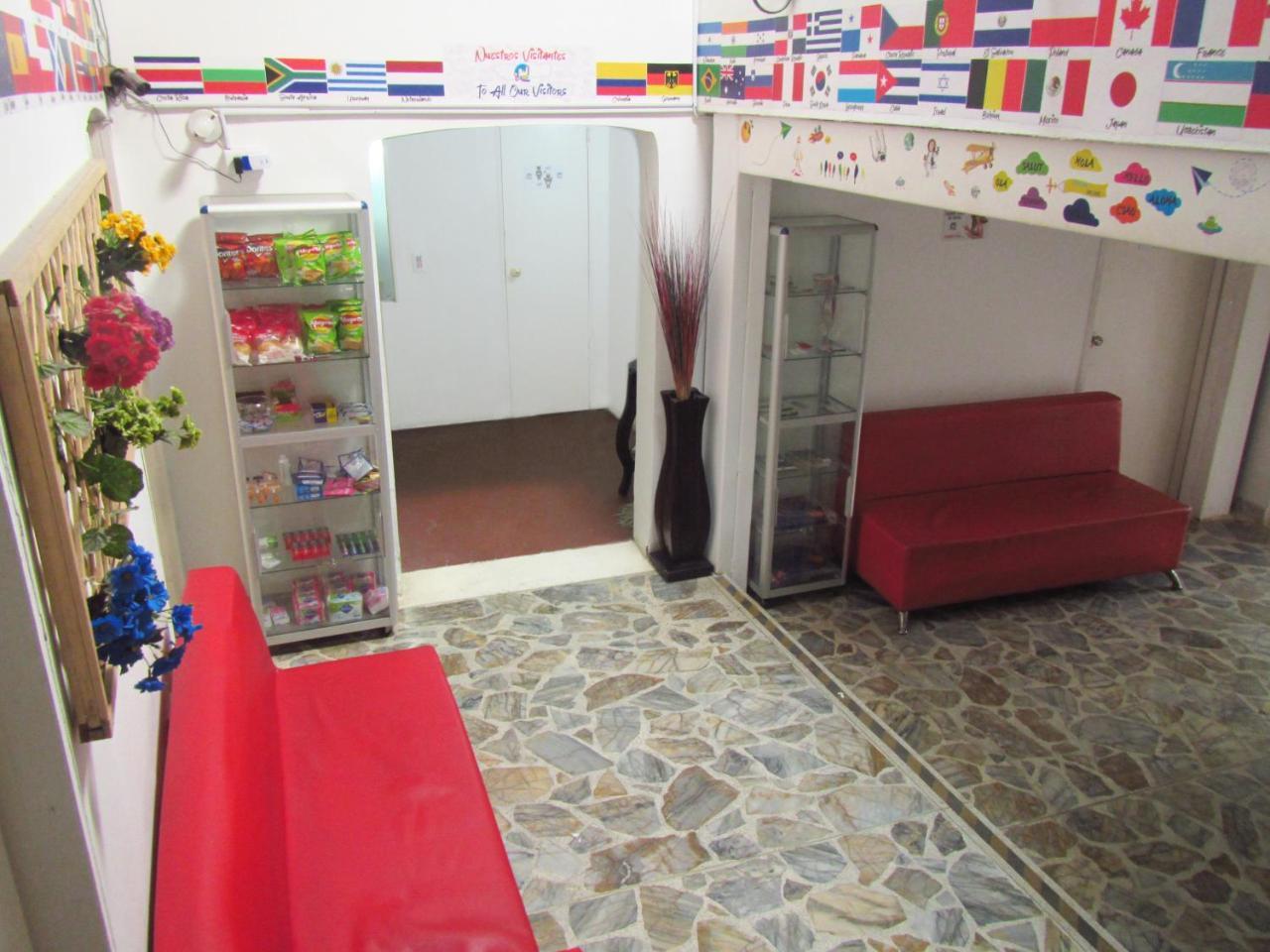 Art City Hostel Medellín Esterno foto